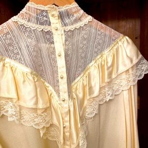 Vintage Gunne Sax, ivory satin & lace blouse, 13